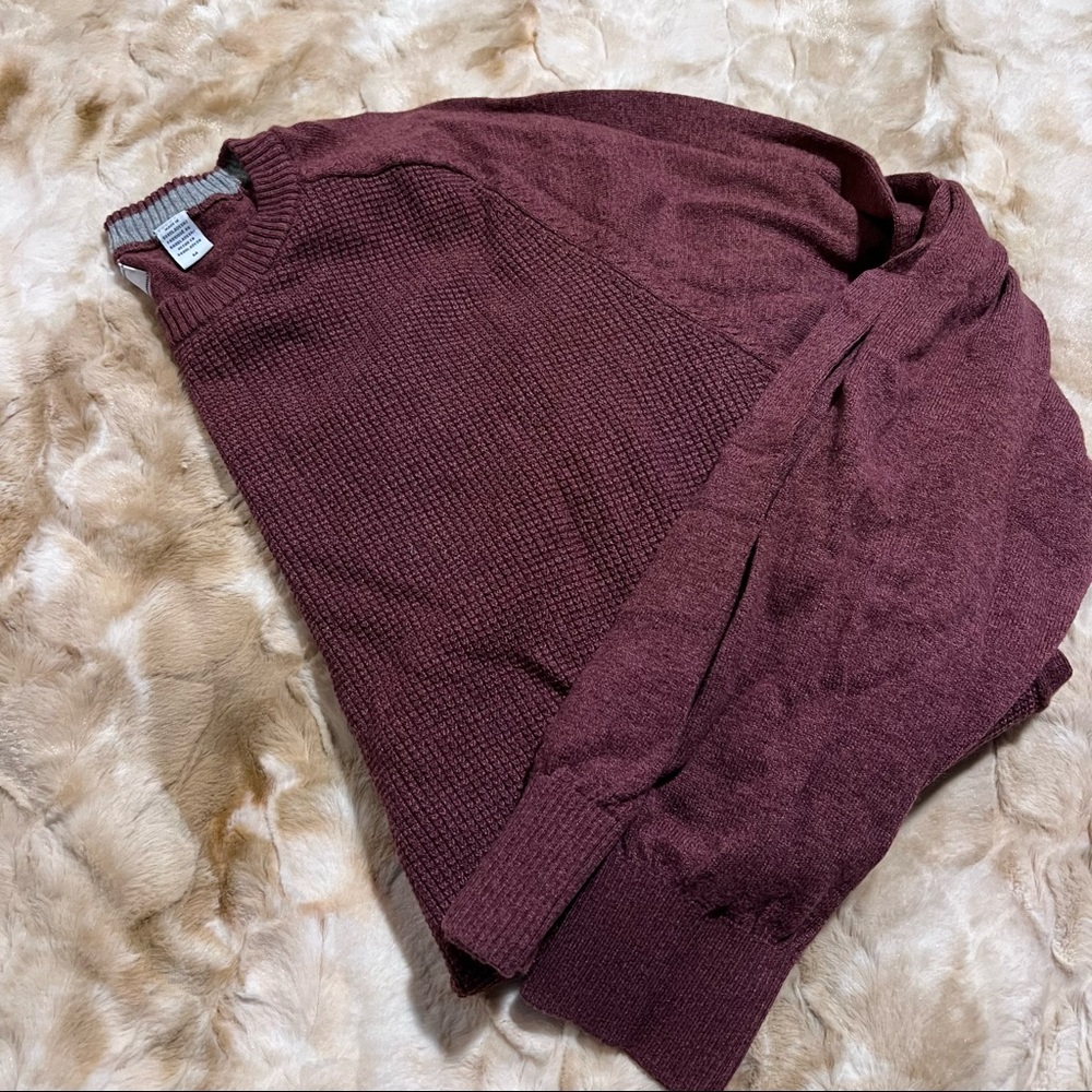 IZOD Sweater